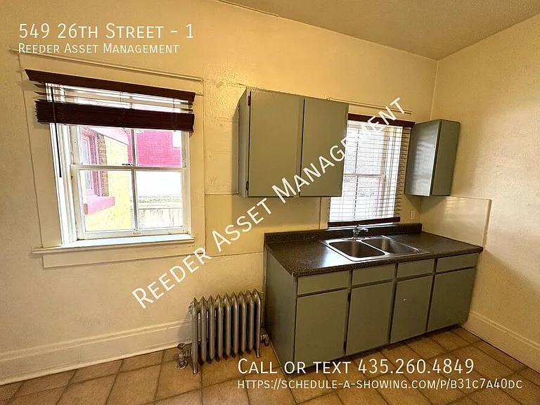 549 26th St #1 — Photo 4