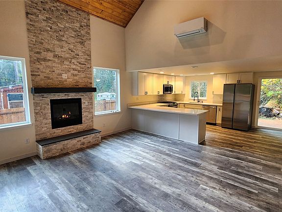 4th image of 55406 317th Avenue E