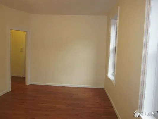 Rented by Kian Realty | media 7