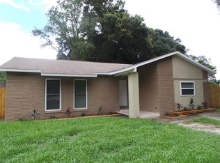 1102 Park St, Seffner, FL 33584