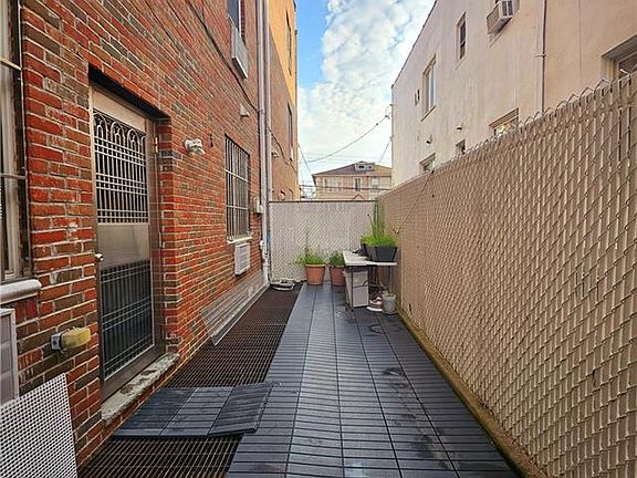 3rd image of 8420 25th Ave #1B