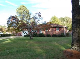 921 Sharon Dr, Chesapeake, VA 23320