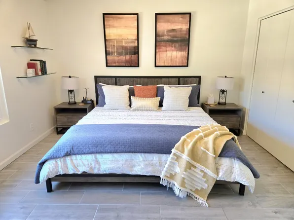 921 W University Dr, Mesa, AZ