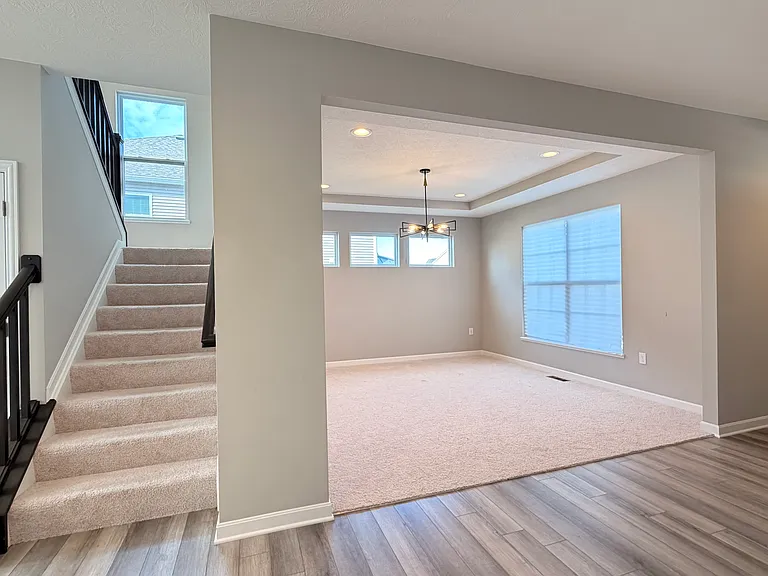 8833 Ingraham Ln — Photo 45