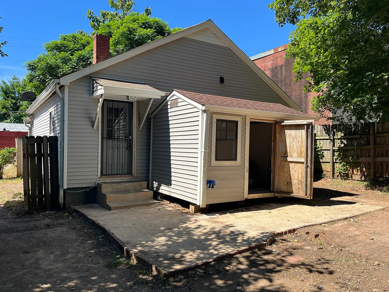 2 bed, 784 sqft, $795 — Photo 2