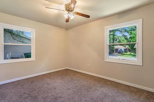 207 Walnut St — Photo 8