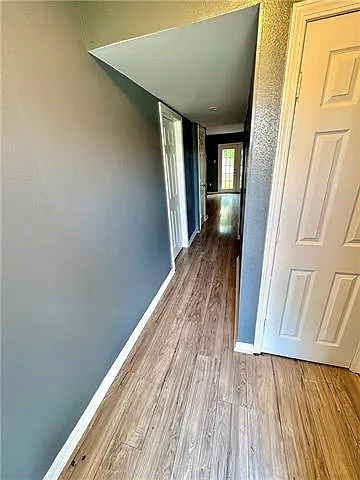 4 bed, 2.0 bath, 1220 sqft, $1,850 — Photo 2