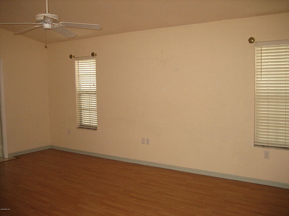 4th image of 2313 NE 40th Ave
