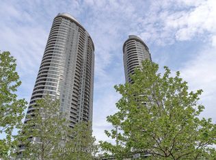 135 Village Green Sq #3916, Toronto, ON M1S 0G4