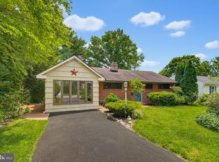 617 Capri Rd, Lancaster, PA 17603