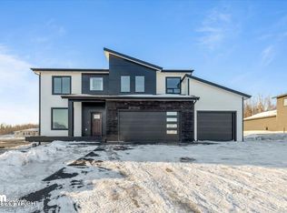 2312 S Sanctuary Dr, Wasilla, AK 99654
