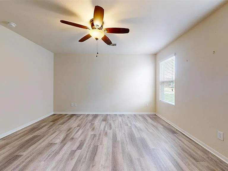 2102 Red Cedar Trl — Photo 20