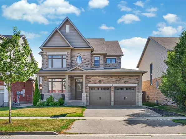 52 Tremaine Dr, Kitchener, ON N2A 4L7