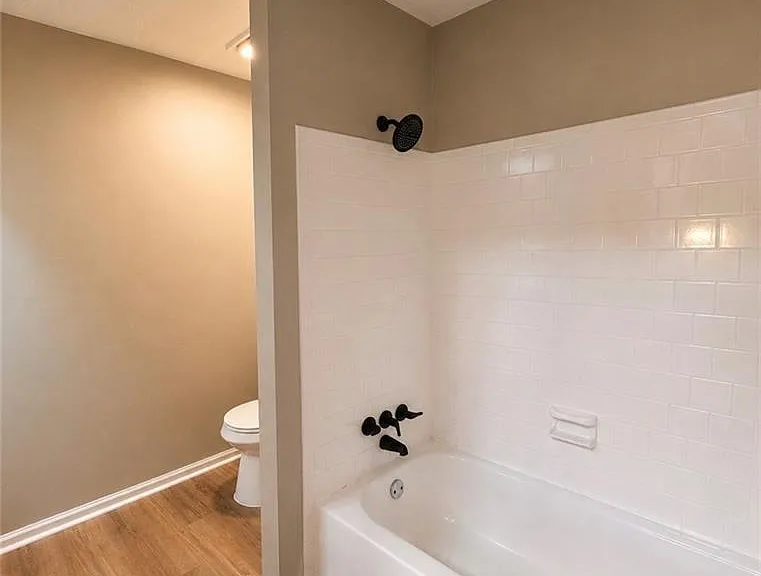 3254 Strawberry Ln — Photo 12