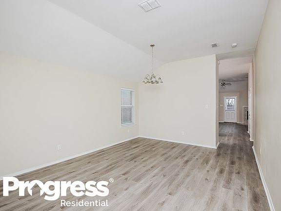 5th image of 6724 Snapdragon Ln