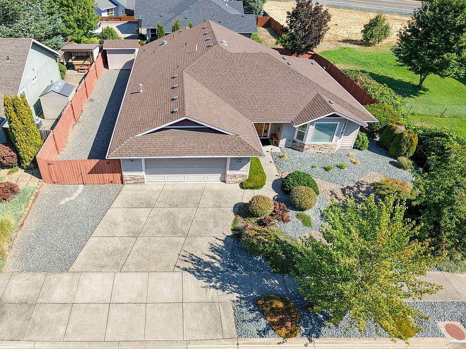 1st image of 238 SW Jamee Kay Ln
