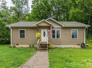 58 League Loop, Waynesville, NC 28786