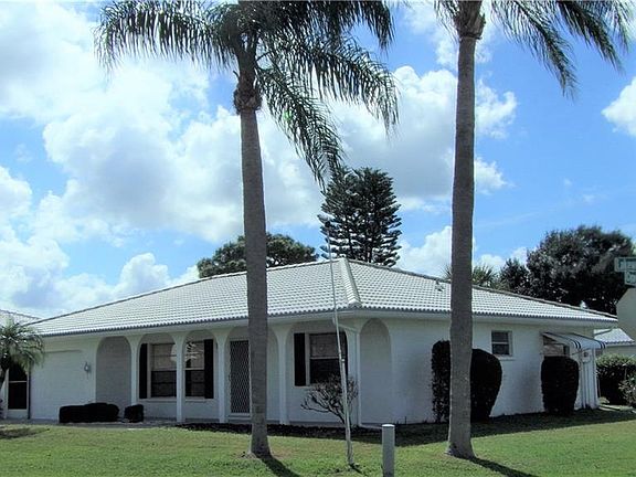 2nd image of 4502 Lakewood Ave