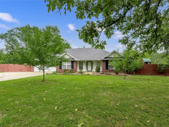 713 E Hilltop Dr, Rogers, AR 72756