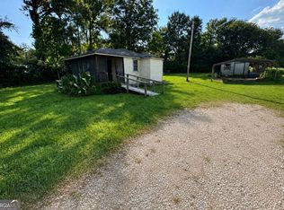 29 2nd Ave, West Point, GA 31833