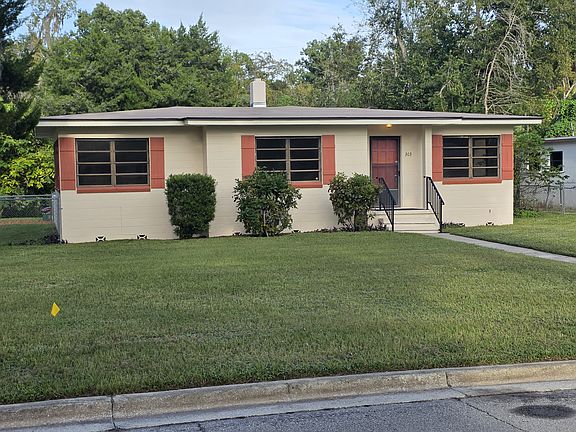 2nd image of 303 S Seneca Blvd