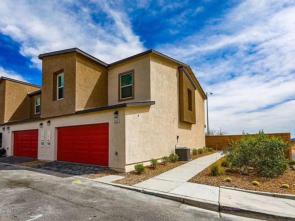 3rd image of 9390 Emerald Mesa St