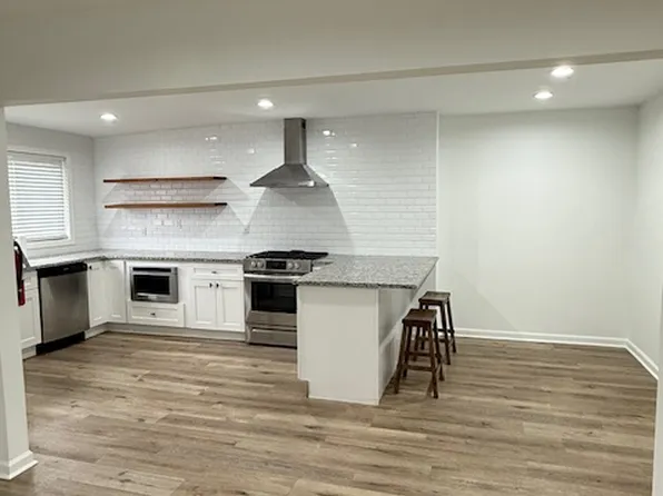 612 W Clements Bridge Rd, Runnemede, NJ 08078