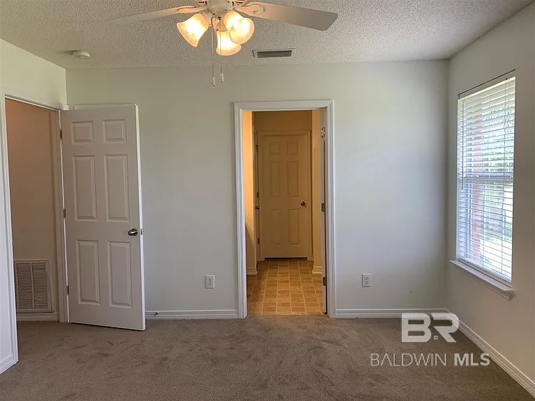 16215 Mansion St — Photo 14