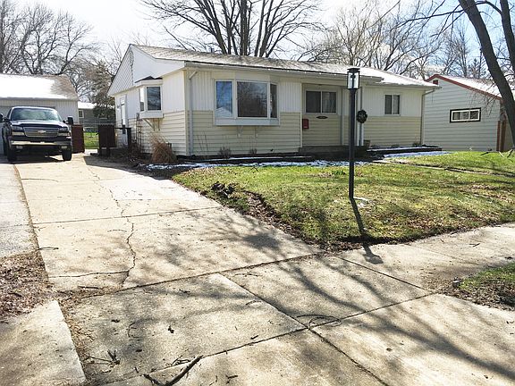 2nd image of 1633 Aldoro Dr