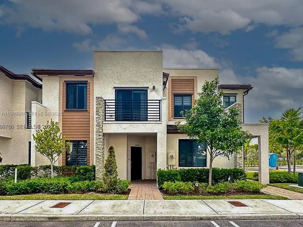 20800 NE 5th Ct, Miami, FL 33179
