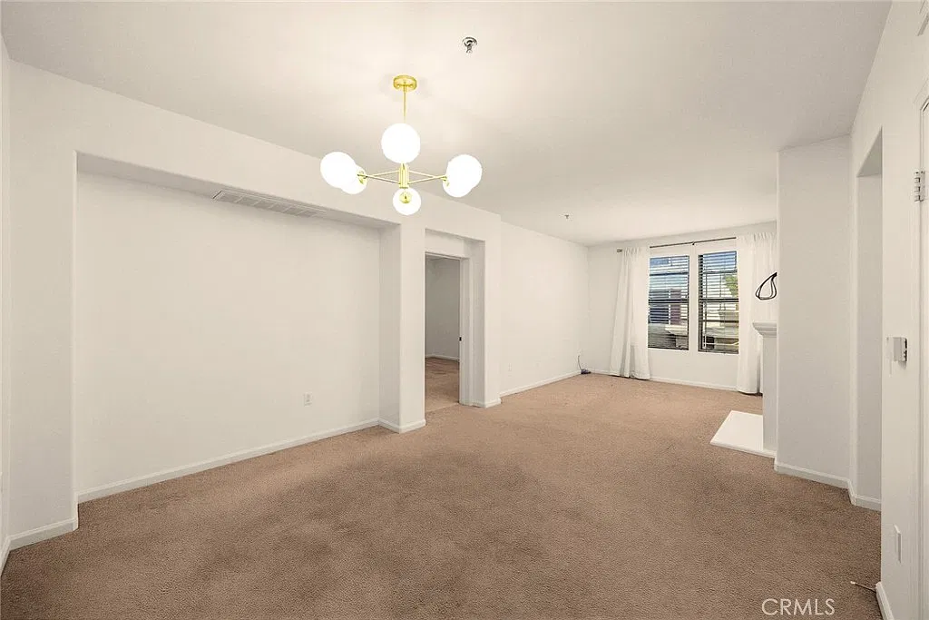 2 bed, 1550 sqft, $3,800 — Photo 2