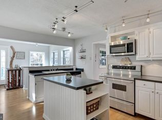 8220 E St, Chesapeake Beach, MD 20732