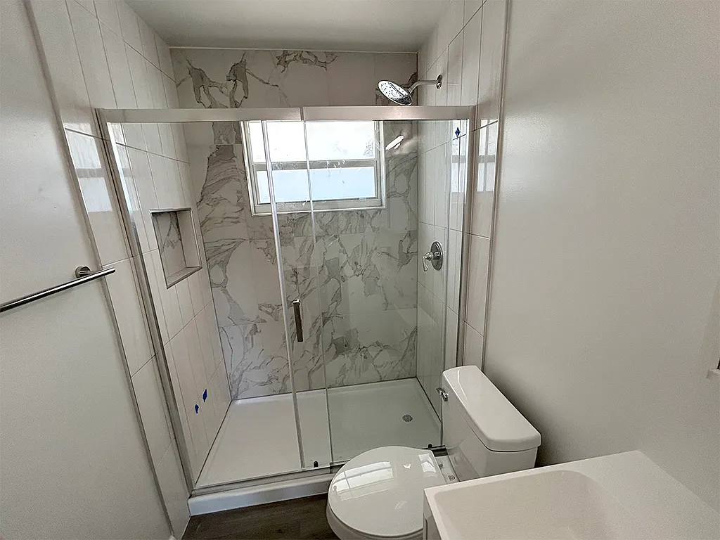 2 bed, 800 sqft, $2,100 — Photo 3