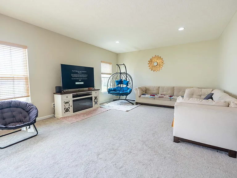 6106 Brandon Dr — Photo 45