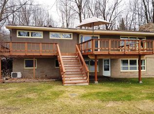 32343 Lakeview Dr, Grand Rapids, MN 55744