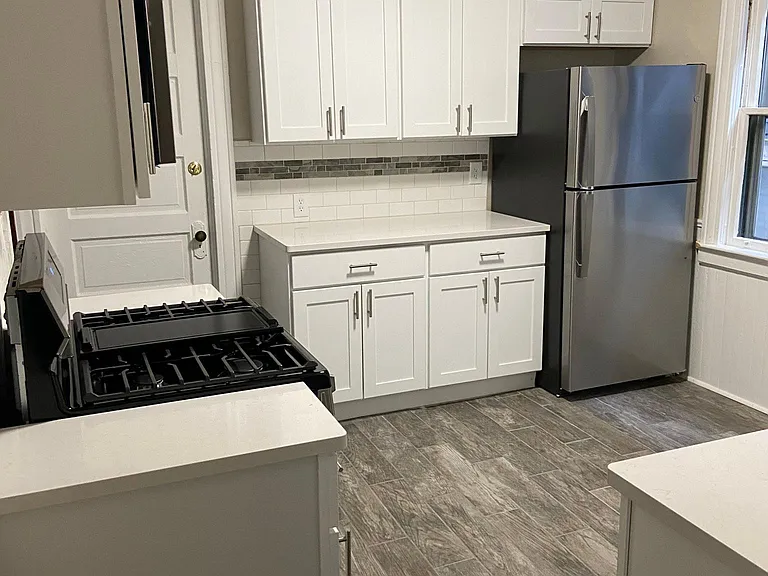 677 W Delavan Ave #1 — Photo 4