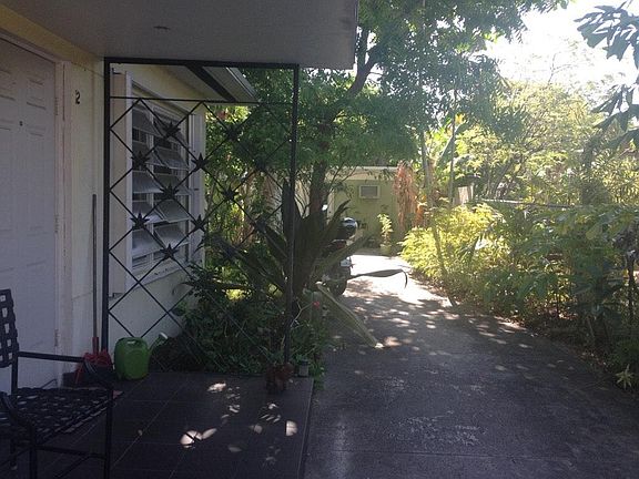 3rd image of 632 NE 7th Ave APT 1