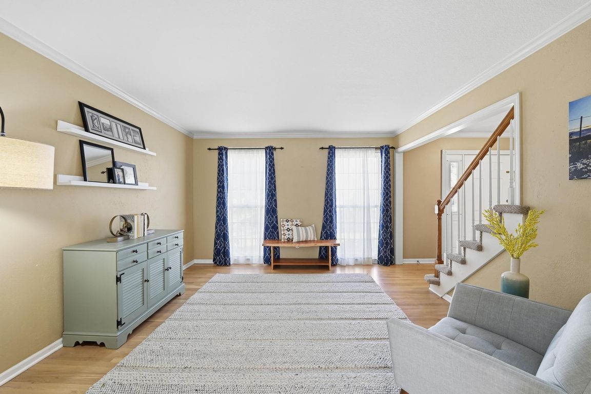 next background image