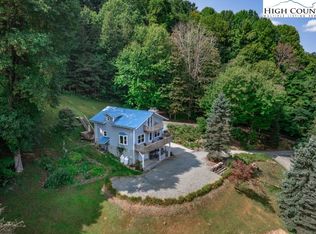 1005 Andy Hicks Rd, Banner Elk, NC 28604