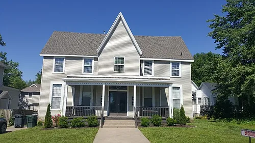 803 Court St #D Photo 1