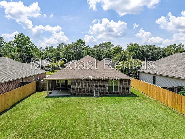 11523 Caroline Ct — Photo 24