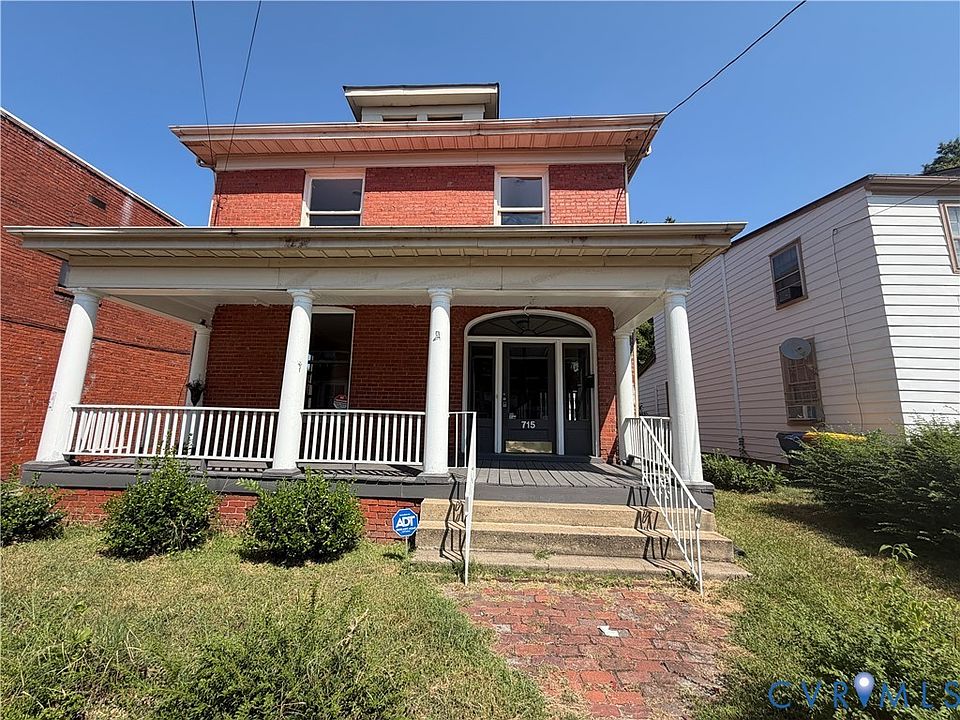 1st image of 715 High St