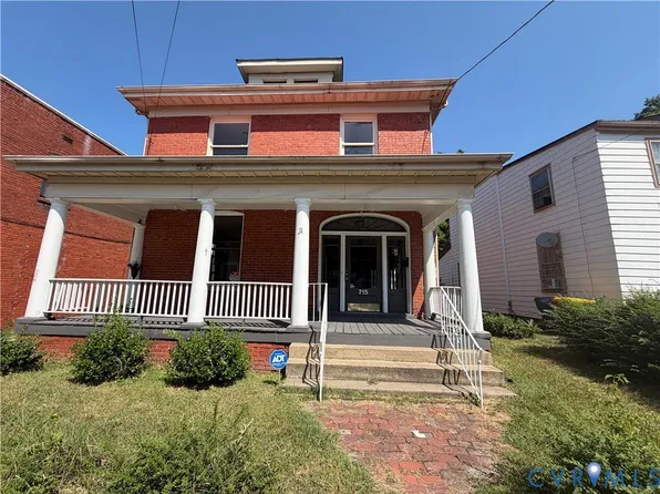 715 High St, Petersburg, VA 23803