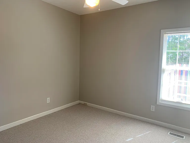 1455 Longleaf Dr E — Photo 13