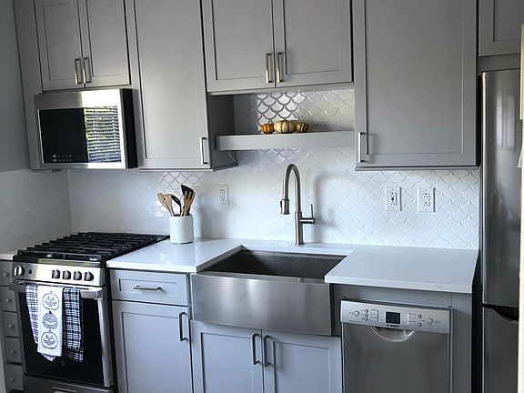 3rd image of 6700 W Wakefield Dr APT B1