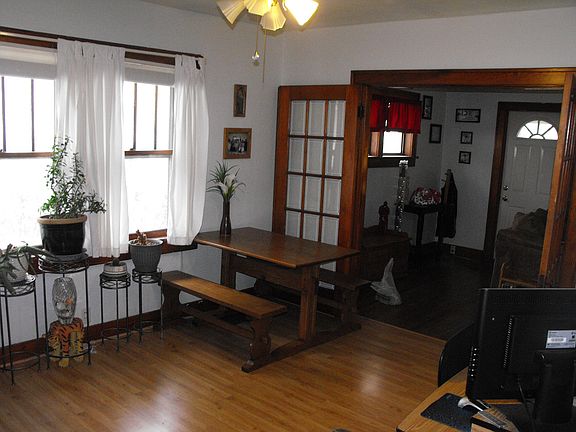 Spacious Dining Room