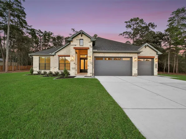 352 Louvenia Ct, Pinehurst, TX 77362