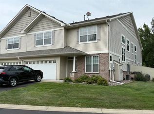 1554 Independence Dr, Northfield, MN 55057