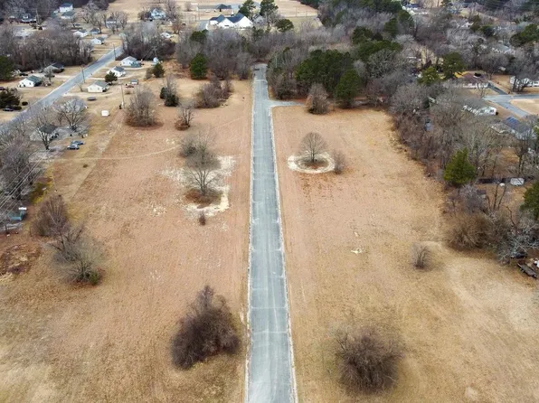 Sandpiper Dr, Salisbury, MD 21801