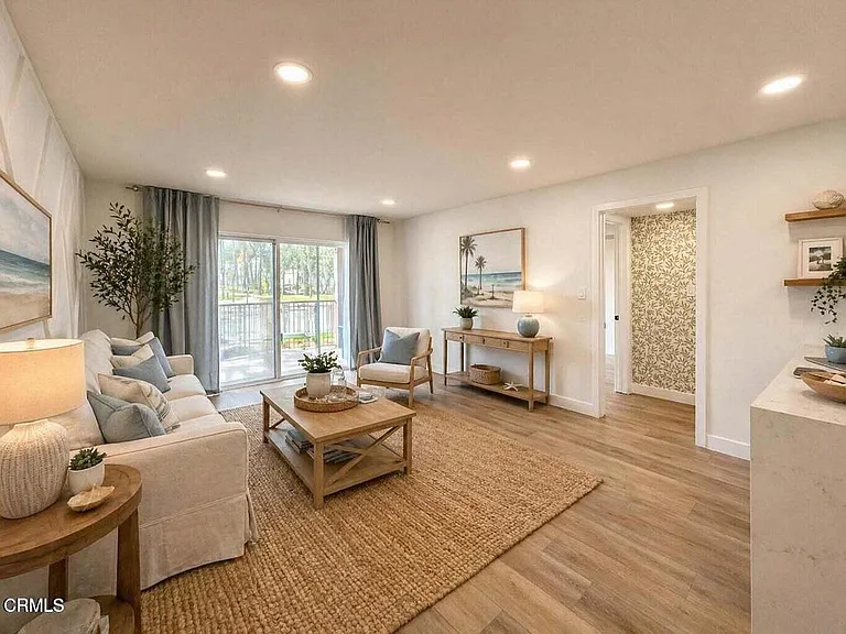 660 Sunfish Way — Photo 1